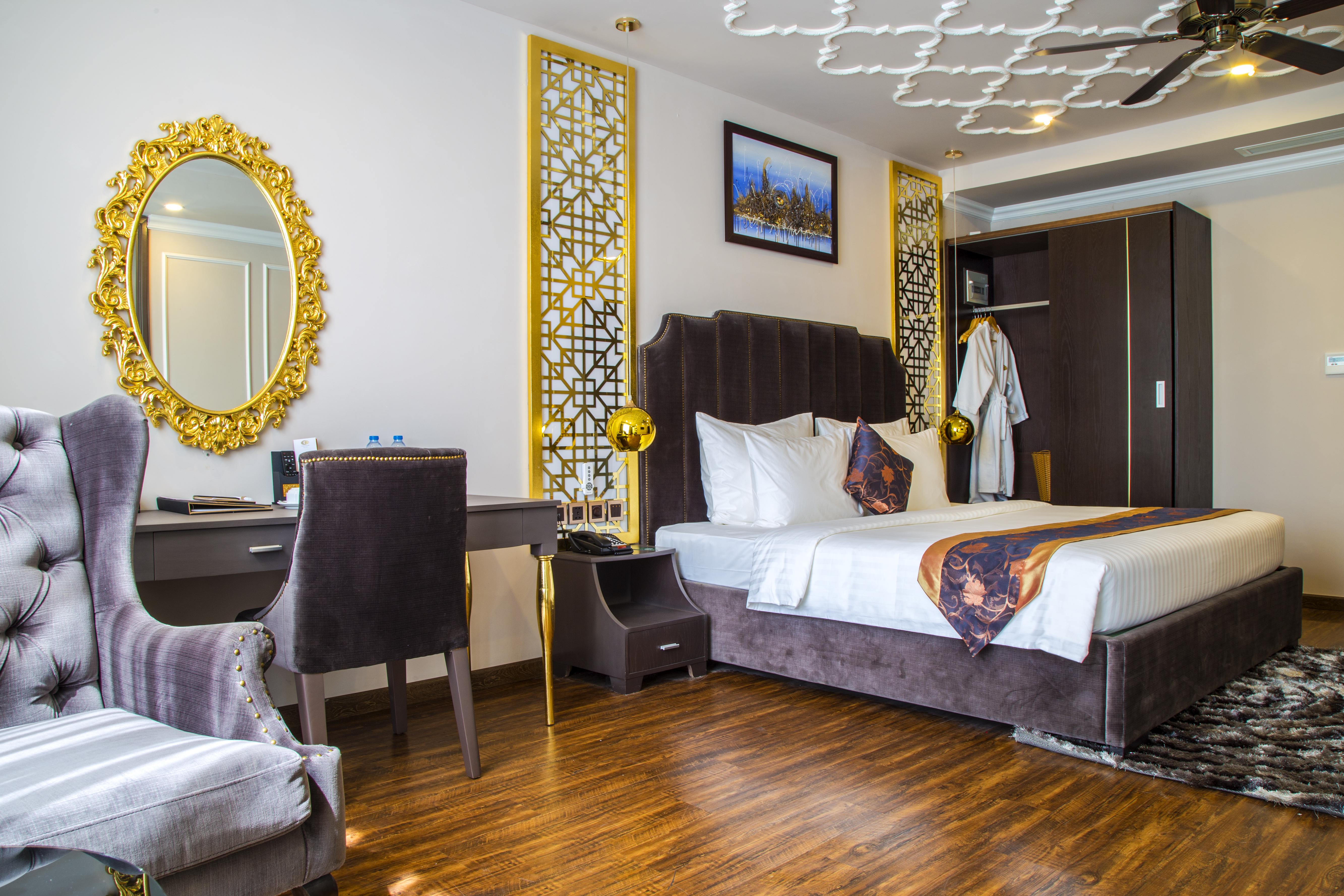 Cicilia City Hotel Saigon Center Ho Chi Minh City Bagian luar foto