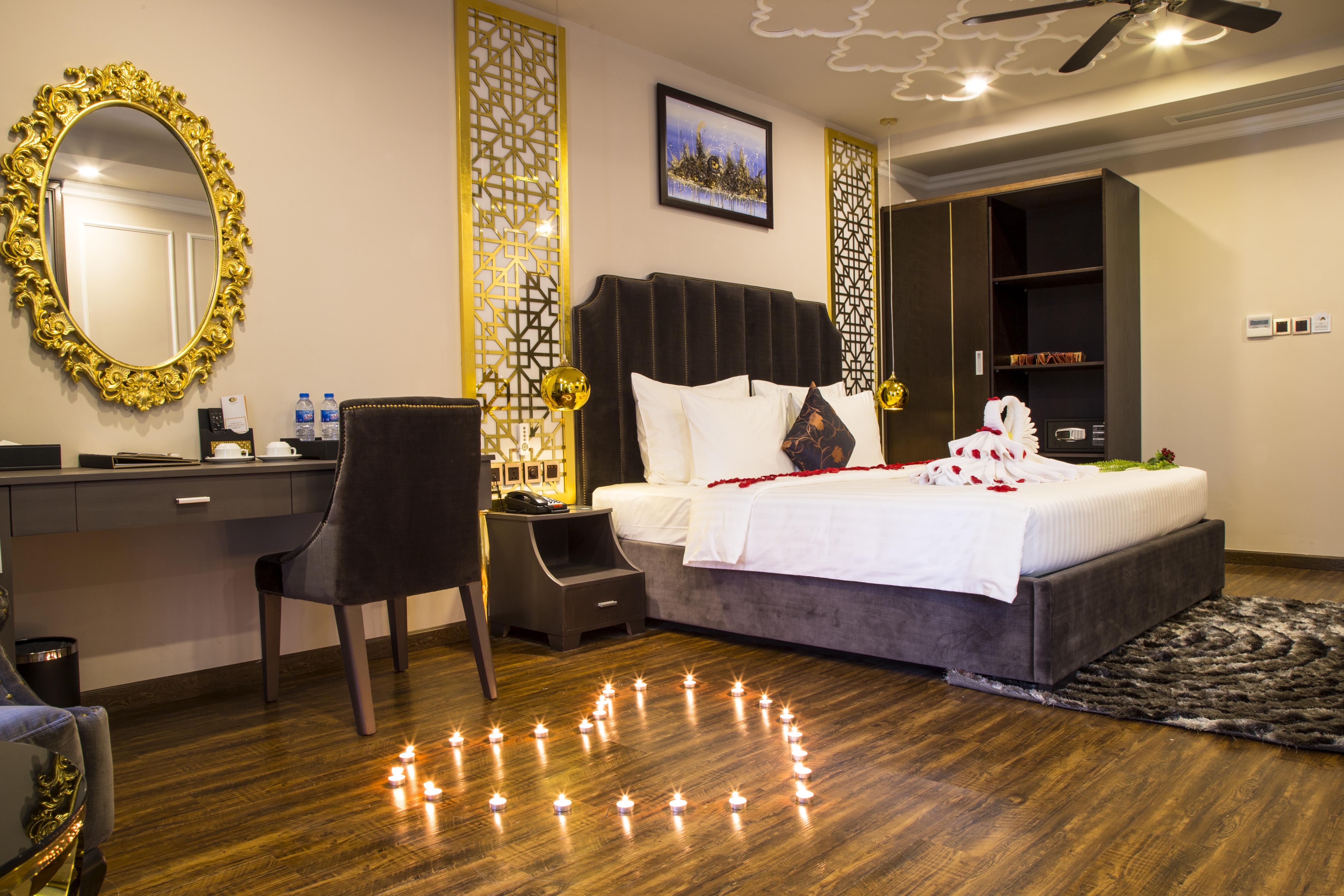 Cicilia City Hotel Saigon Center Ho Chi Minh City Bagian luar foto