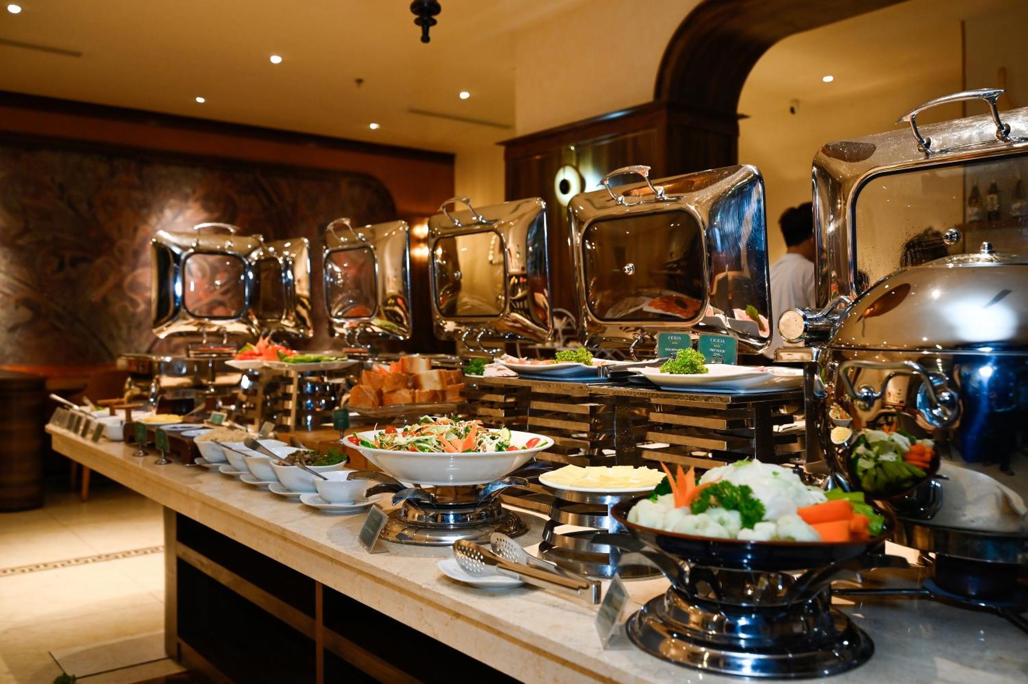 Cicilia City Hotel Saigon Center Ho Chi Minh City Bagian luar foto